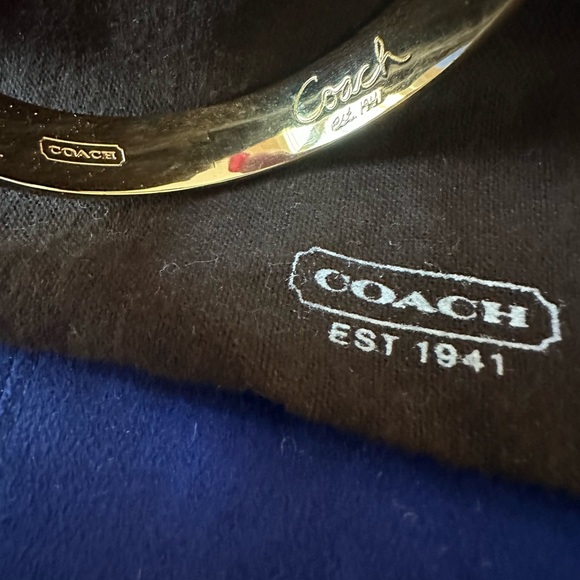 Rare turquoise enamel Coach bangle bracelet - Picture 2 of 4